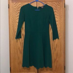 LULUs green dress